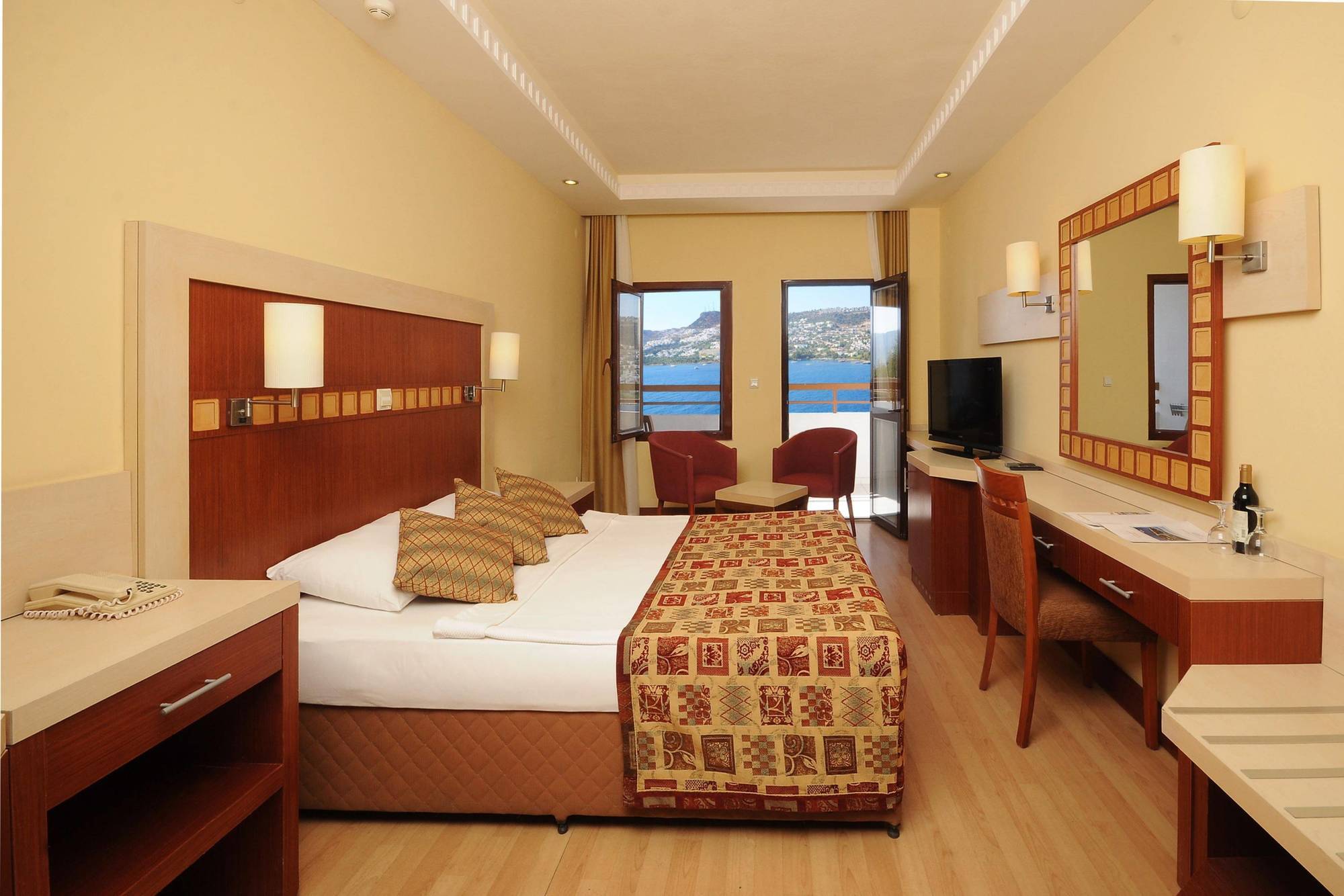 Green Beach Resort Гюндоган Екстериор снимка